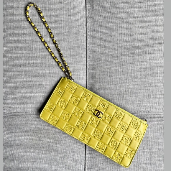 Chanel Vintage Icon Mini Leather Bag/Wristlet/Clutch - Picture 3 of 8